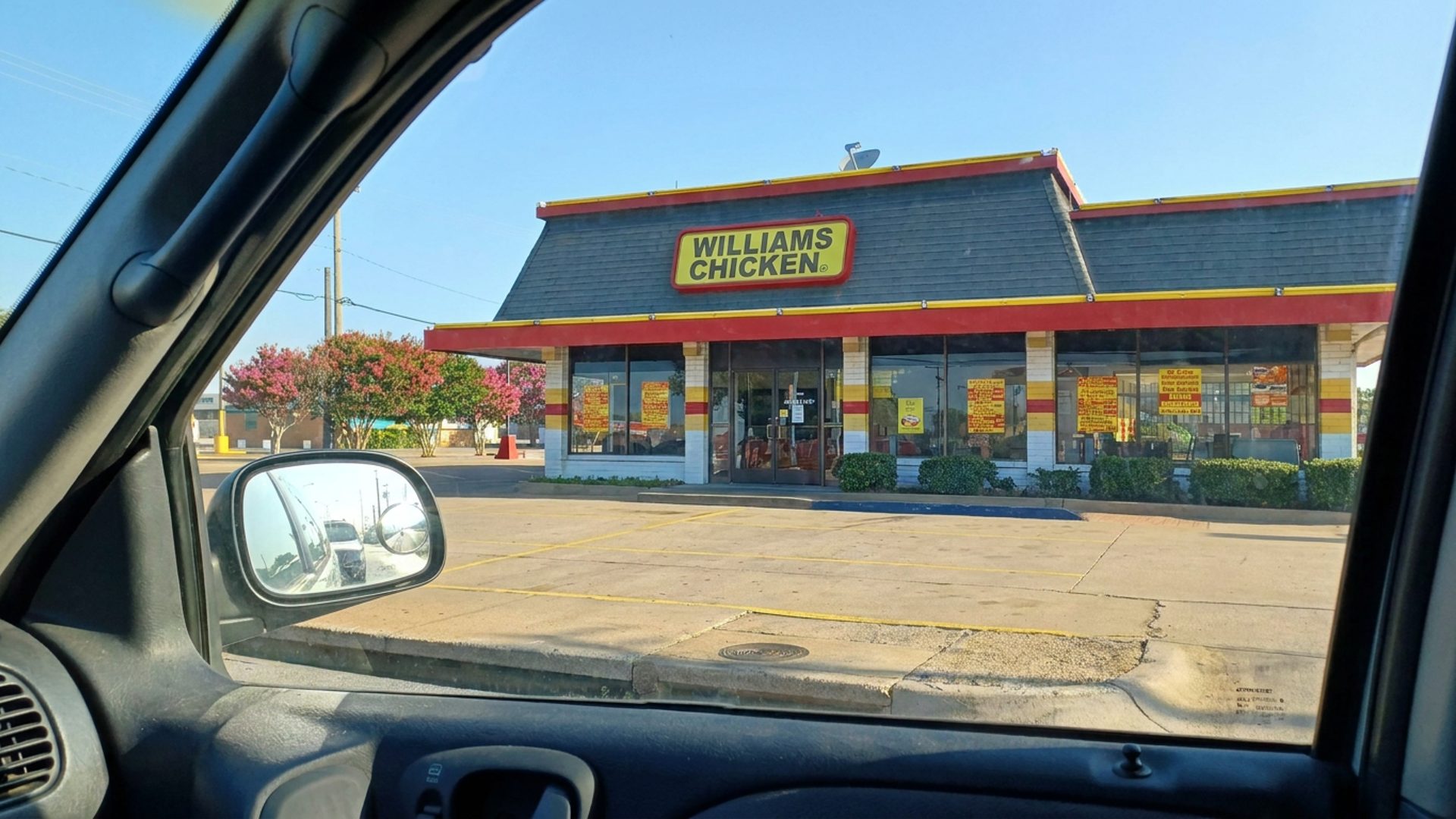 Williams Fried Chicken - Kiest Boulevard