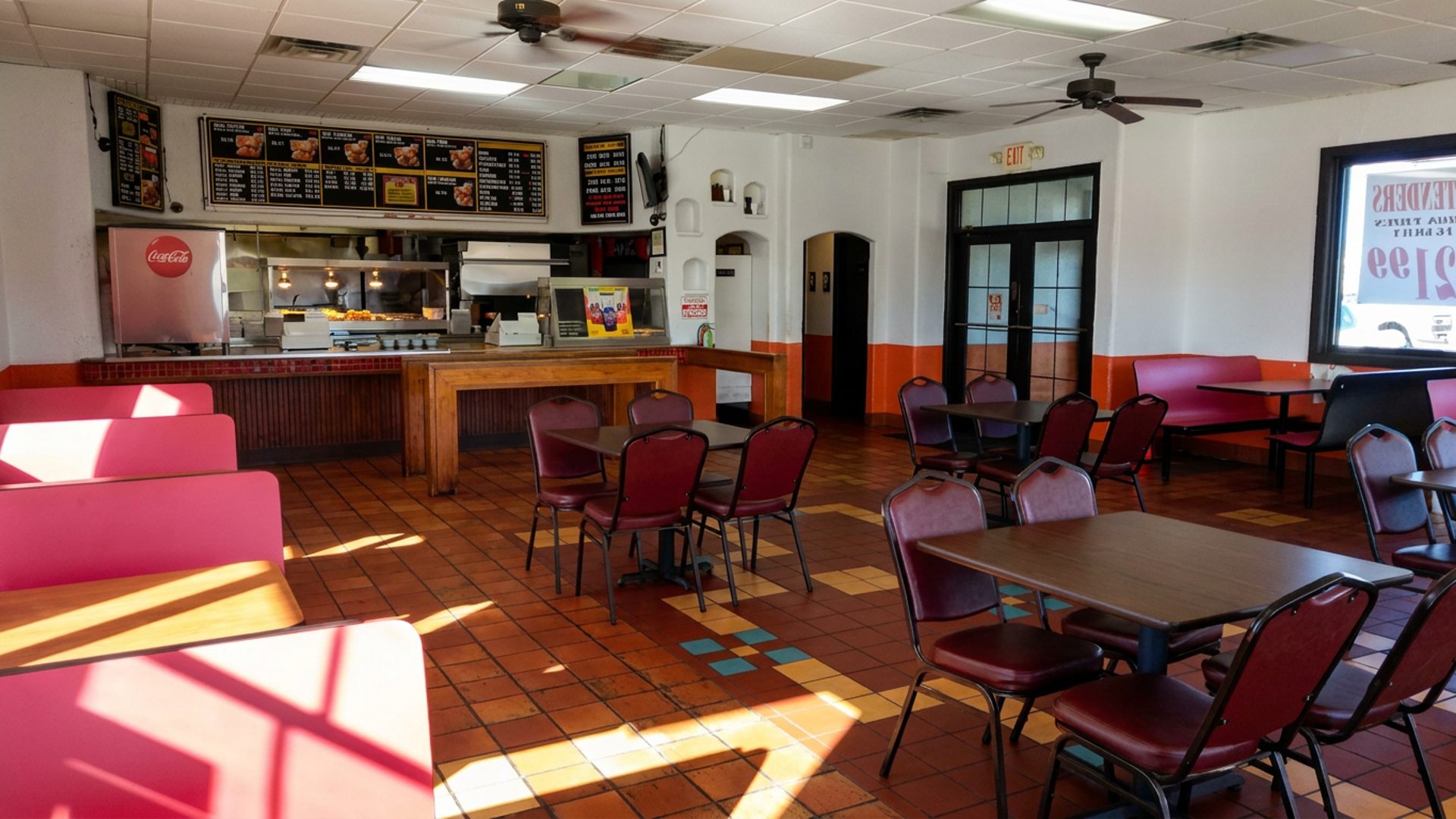 Williams Fried Chicken - Pioneer Parkway